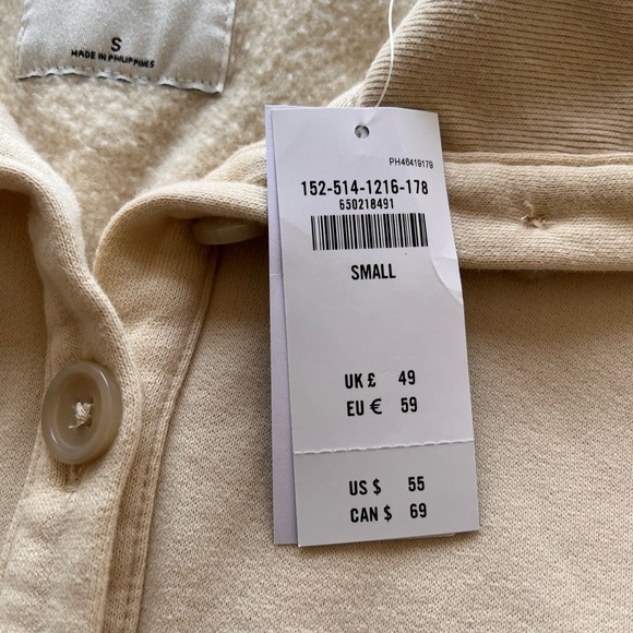 NWT Abercrombie and Fitch Fleece Sweatshirt - Picture 3 of 4